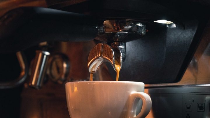 Macchina caffè per capsule o cialde: come scegliere?